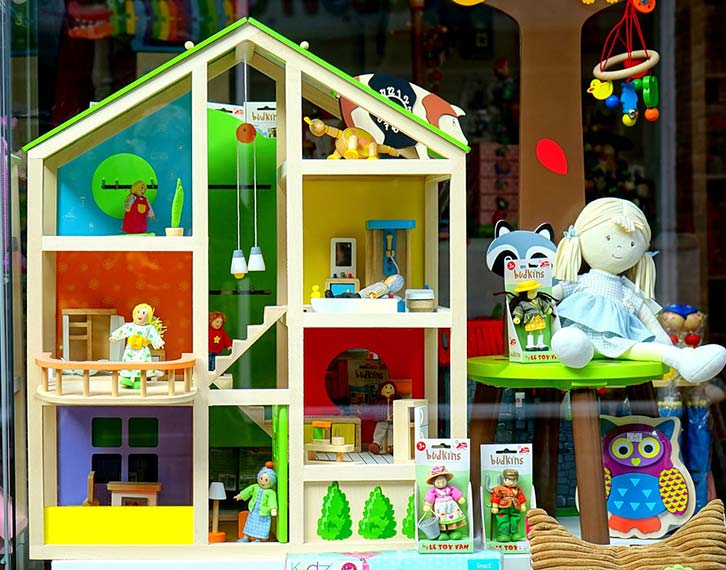 Doll_house - Toy Library - Borrow a Toy Ireland and Northern Ireland