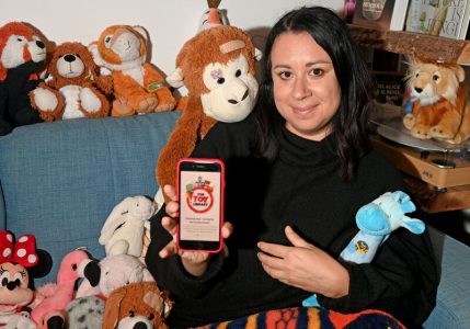 13th February 2024.    EE WOW...... Giorgia Anile, with The Toy Library App.    Picture; Eddie O'Hare